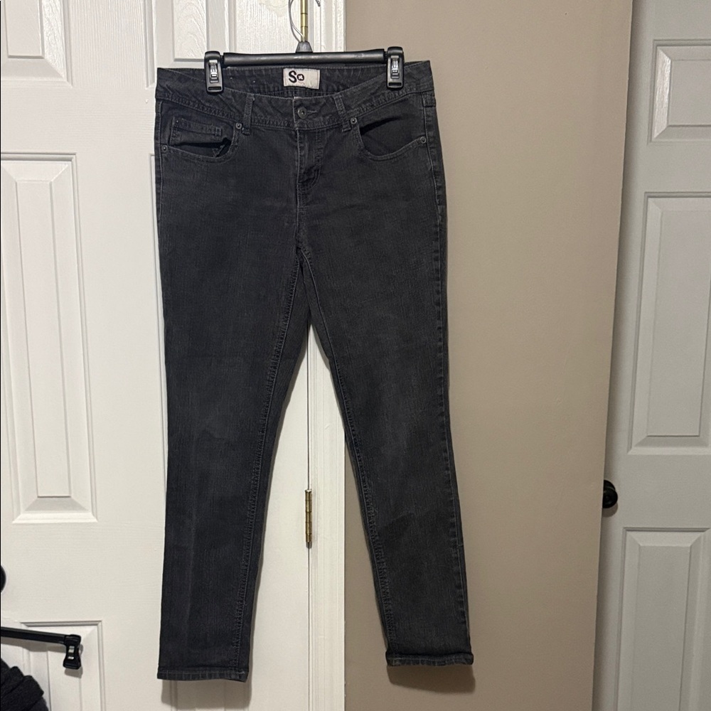 SO Black Gray Skinny Jeans Women’s Size 13 Average Mid Rise Stretch Denim